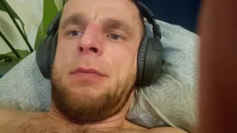 wildmike93 online show from February 11, 8:58 pm