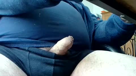 Willy online show from April 23, 2:19 pm