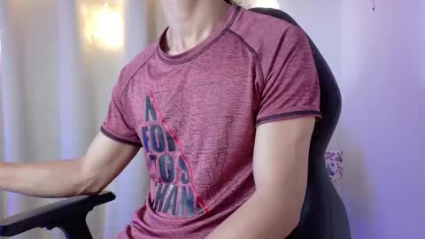 willy_veins online show from December 2, 11:13 am