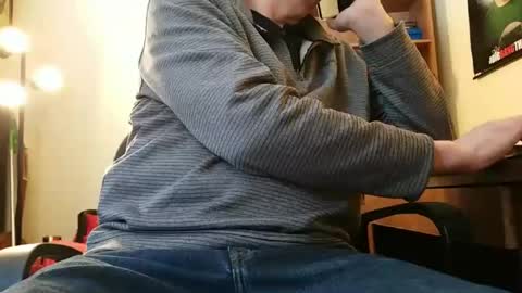 Snapshot of winertzo29 chatting on February 20, 6:24 pm Winertzo29 online show from February 20, 6:24 pm