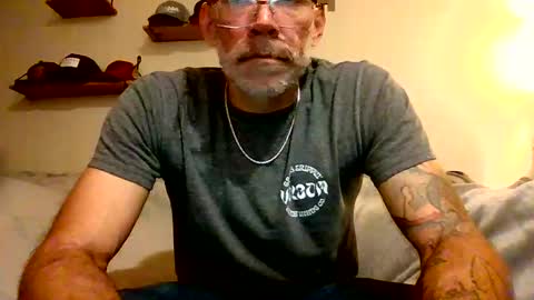 wingnutt765733 online show from February 16, 4:21 am