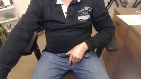 wolfie0717 online show from October 13, 1:22 am