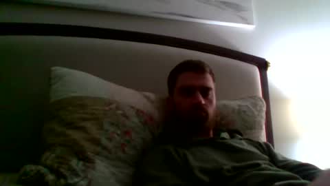 Snapshot of woodeee77 chatting on October 30, 9:27 pm woodeee77 online show from October 30, 9:27 pm