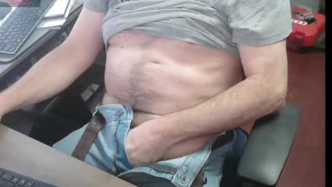 woodworker6473 online show from March 5, 5:08 pm