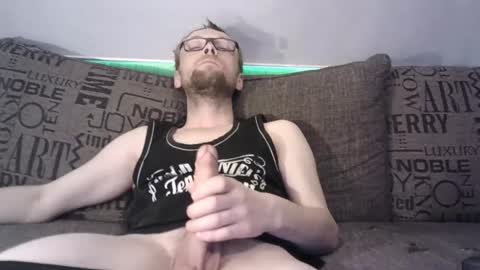 wulffi95 online show from March 12, 11:44 pm