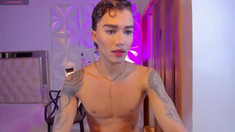 wyatt online show from January 5, 9:18 pm