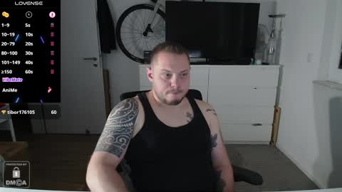 Snapshot of x19marco93x chatting on January 9, 6:57 pm x19marco93x online show from January 9, 6:57 pm