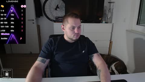 Snapshot of x19marco93x chatting on January 18, 6:21 pm x19marco93x online show from January 18, 6:21 pm