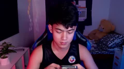 Prince Aldrian  online show from February 19, 2:34 pm