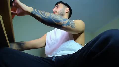 XanderCageX online show from January 5, 3:45 pm