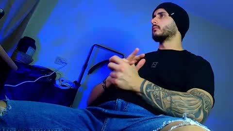 XanderCageX online show from February 4, 5:30 pm