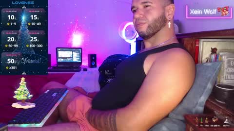 Snapshot of xein_wolf chatting on December 8, 3:02 pm Xein Independent Model online show from December 8, 3:02 pm