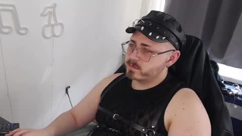 Snapshot of xfabian_love chatting on October 21, 12:30 pm F A B I A N online show from October 21, 12:30 pm