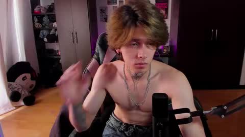 xIce Boy online show from March 25, 3:49 pm