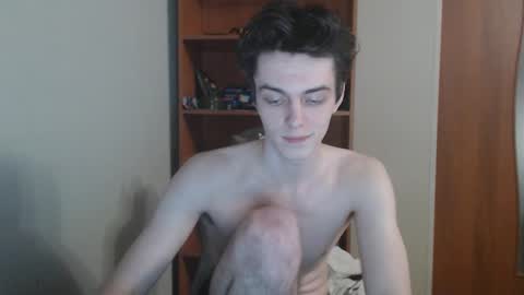 traqqq online show from November 21, 1:15 am