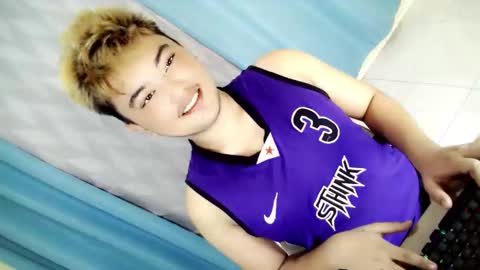 Loyd online show from November 12, 9:59 am