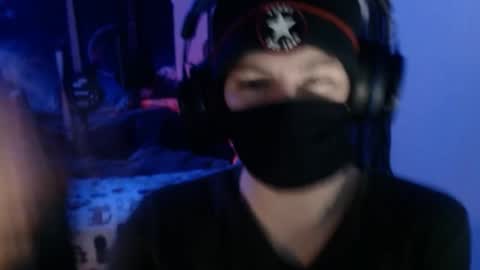 David Fox online show from April 21, 7:58 am