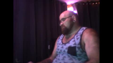 xxx_bigfoot_xxx online show from November 19, 12:21 am