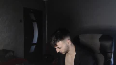 xxxdonpuiuuxxx online show from January 19, 1:02 pm