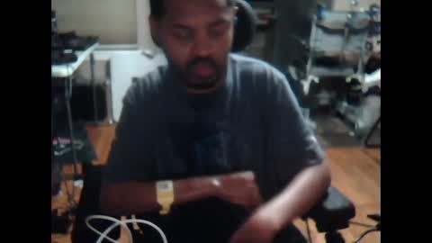 Snapshot of xxxonwheelz chatting on September 12, 4:45 am xxxonwheelz online show from September 12, 4:45 am