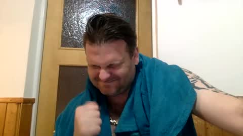 xyloreto80 online show from March 11, 6:19 pm