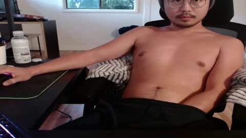 Snapshot of yawnimhorny chatting on January 19, 4:12 am yawnimhorny online show from January 19, 4:12 am