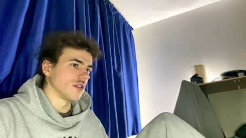 yayay333 online show from April 3, 11:12 pm