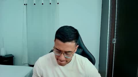 YEICO LEVIT online show from February 8, 3:01 am