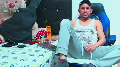 Yeol online show from October 8, 1:48 pm