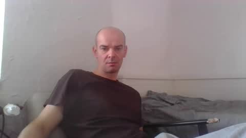 yewloo online show from March 8, 7:23 am