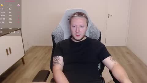 James online show from October 24, 8:43 pm