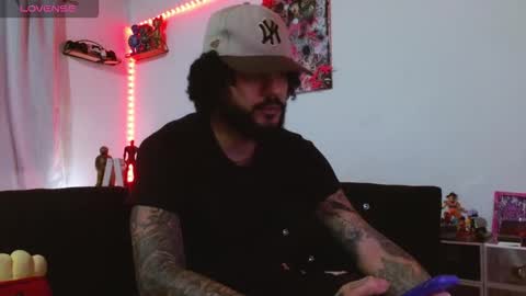 Snapshot of yio__cohen chatting on September 18, 9:22 am yio cohen online show from September 18, 9:22 am
