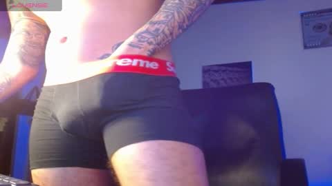 Snapshot of yio__cohen chatting on February 5, 6:46 am yio cohen online show from February 5, 6:46 am