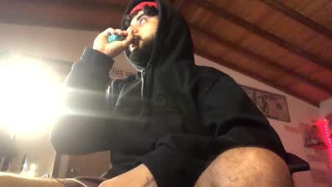 Snapshot of yio__cohen chatting on January 7, 3:37 am yio cohen online show from January 7, 3:37 am