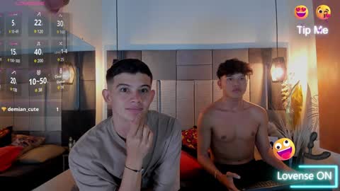 yizus_bonz online show from December 11, 11:10 pm