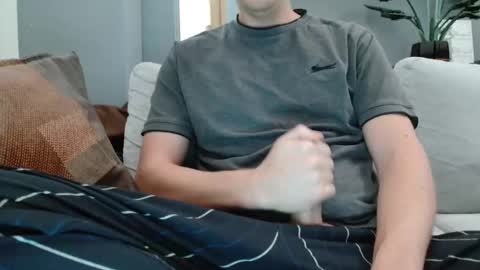 Snapshot of youboyvie chatting on October 15, 5:53 pm Rob online show from October 15, 5:53 pm