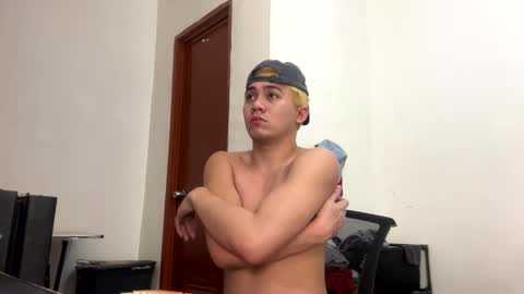 Cyrus online show from April 23, 7:05 pm