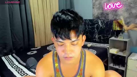 yourasian_bradley online show from November 16, 3:30 am