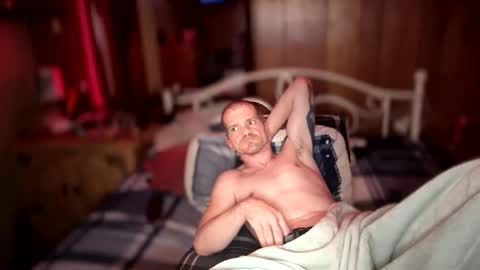 yourenotmytype69 online show from October 10, 10:09 am