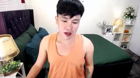 Snapshot of yourlivingonurdream chatting on September 29, 12:31 am yourlivingonurdream online show from September 29, 12:31 am