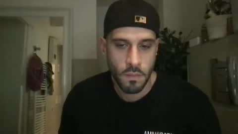 yul53 online show from September 29, 7:54 pm