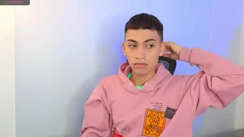 yulian_vasquez online show from October 1, 12:31 pm