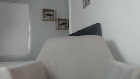 yulian_vasquez online show from February 20, 12:15 pm