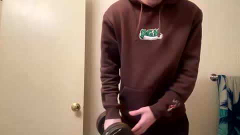 yungstudbev online show from December 3, 11:46 pm