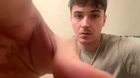 yungstudbev online show from January 8, 4:55 am