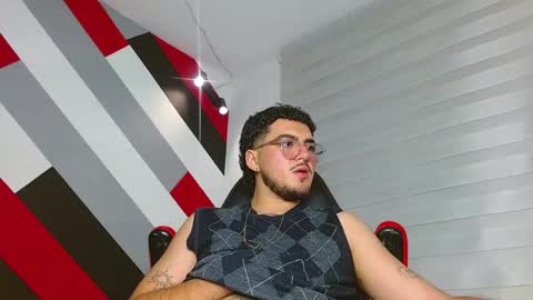 Zack  online show from April 19, 6:10 pm