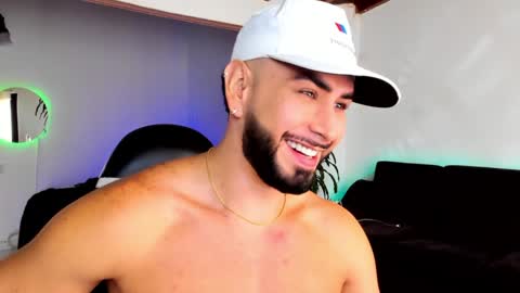 Zac  Jhordan online show from January 10, 3:37 pm