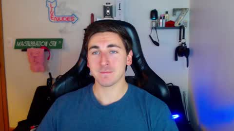 Zach Rhyder online show from February 13, 1:50 am