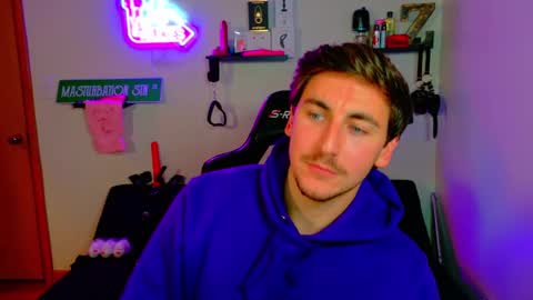 Zach Rhyder online show from March 4, 3:55 am