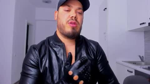 Zack online show from October 13, 9:21 pm